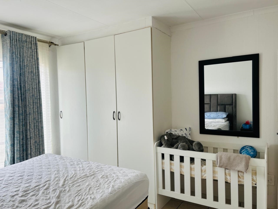 To Let 3 Bedroom Property for Rent in Birch Acres Gauteng