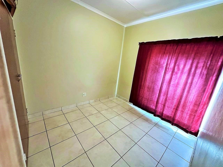 3 Bedroom Property for Sale in Eldoraigne Gauteng
