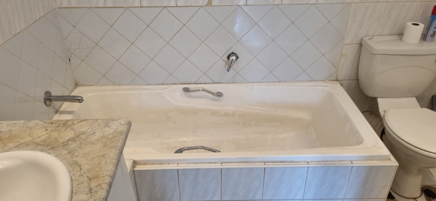 4 Bedroom Property for Sale in Constantia Kloof Gauteng