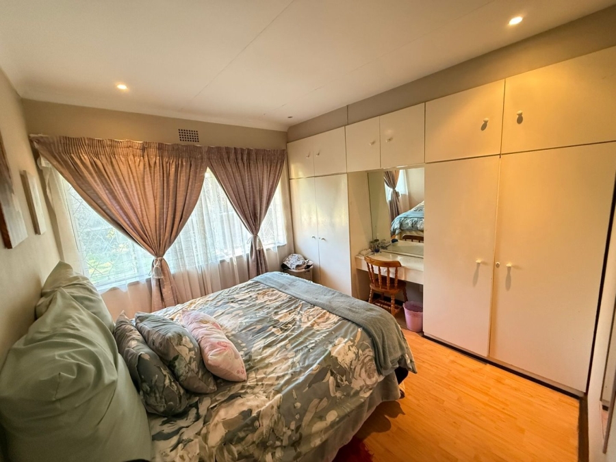 4 Bedroom Property for Sale in Constantia Kloof Gauteng