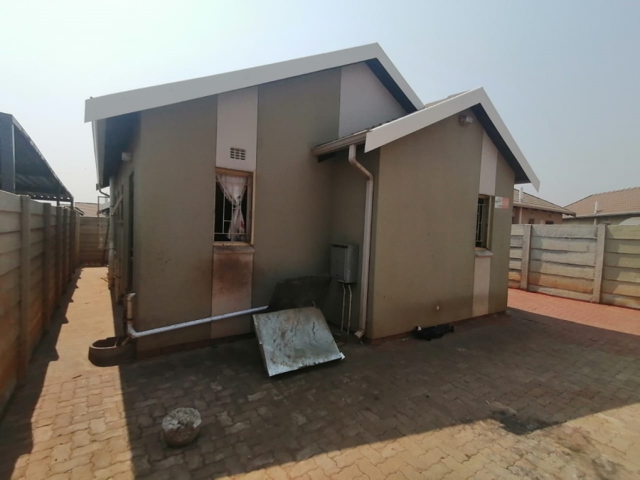 2 Bedroom Property for Sale in Sky City Gauteng