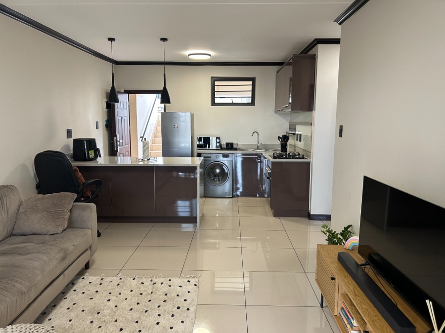 1 Bedroom Property for Sale in Blue Hills Gauteng