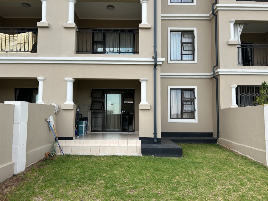 1 Bedroom Property for Sale in Blue Hills Gauteng