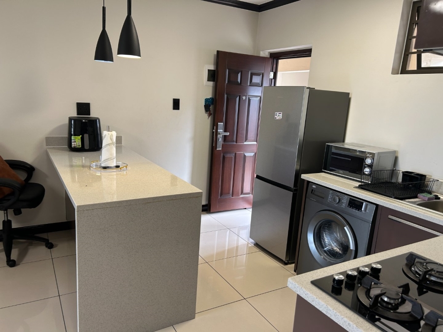 1 Bedroom Property for Sale in Blue Hills Gauteng