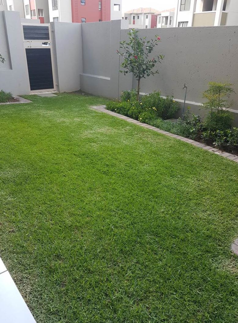 To Let 3 Bedroom Property for Rent in Lonehill Gauteng