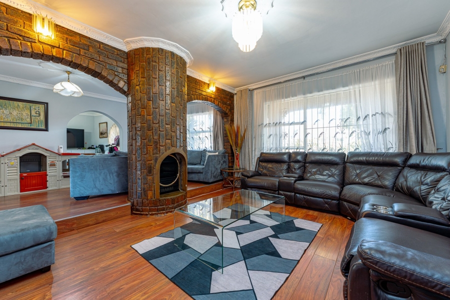 3 Bedroom Property for Sale in Fleurhof Gauteng