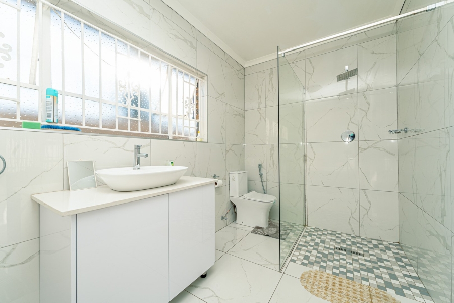 3 Bedroom Property for Sale in Fleurhof Gauteng