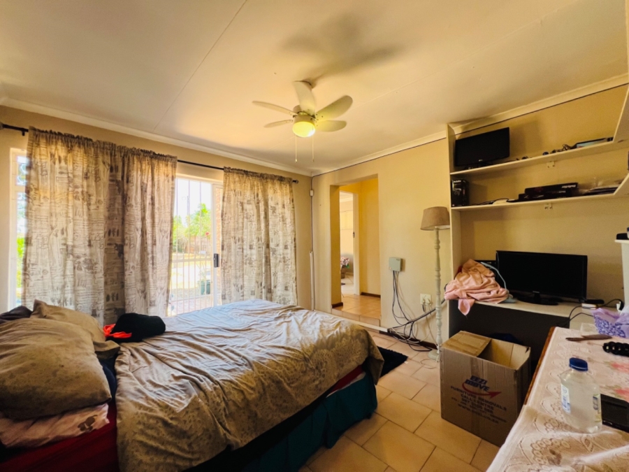 3 Bedroom Property for Sale in Garsfontein Gauteng