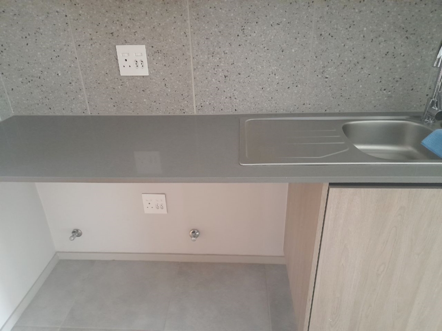 2 Bedroom Property for Sale in Amberfield Gauteng