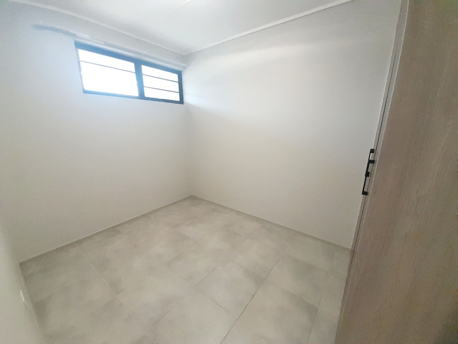2 Bedroom Property for Sale in Amberfield Gauteng