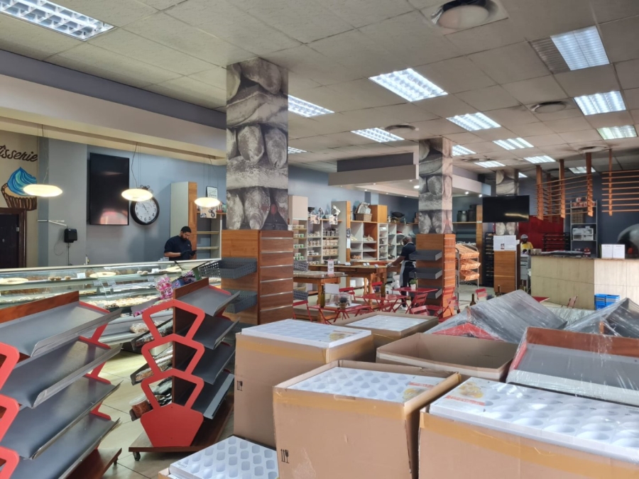 To Let Commercial Property for Rent in Lenasia Ext 1 Gauteng