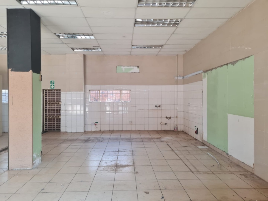 To Let Commercial Property for Rent in Lenasia Ext 1 Gauteng