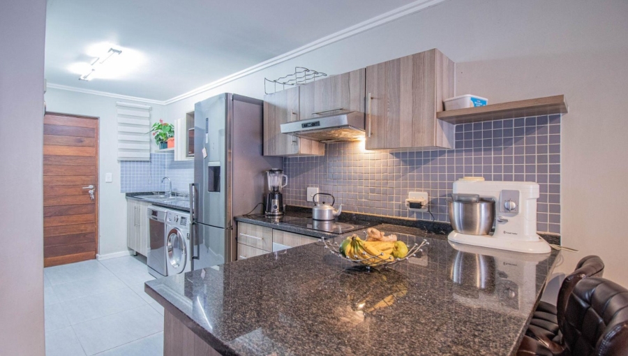 3 Bedroom Property for Sale in Sebenza Gauteng