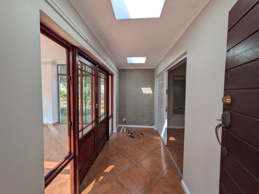 To Let 5 Bedroom Property for Rent in Weltevreden Park Gauteng