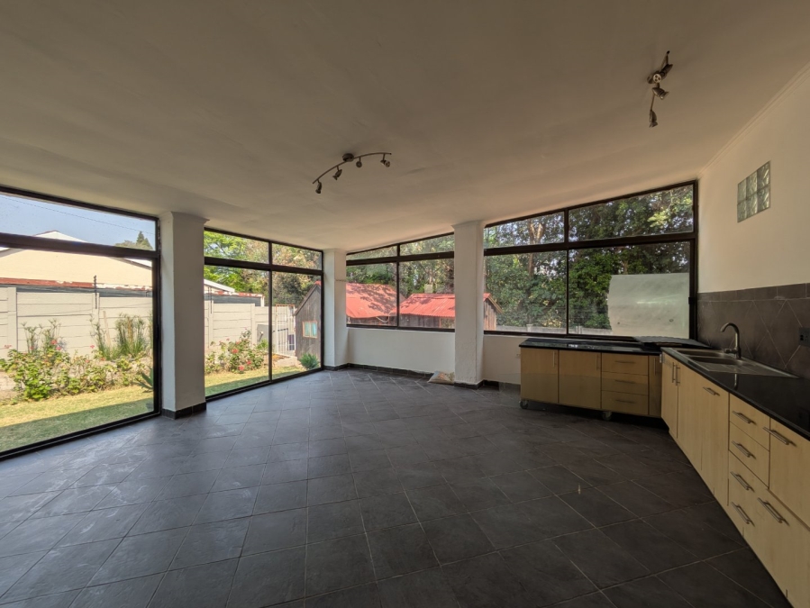 To Let 5 Bedroom Property for Rent in Weltevreden Park Gauteng