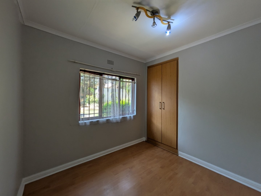 To Let 5 Bedroom Property for Rent in Weltevreden Park Gauteng