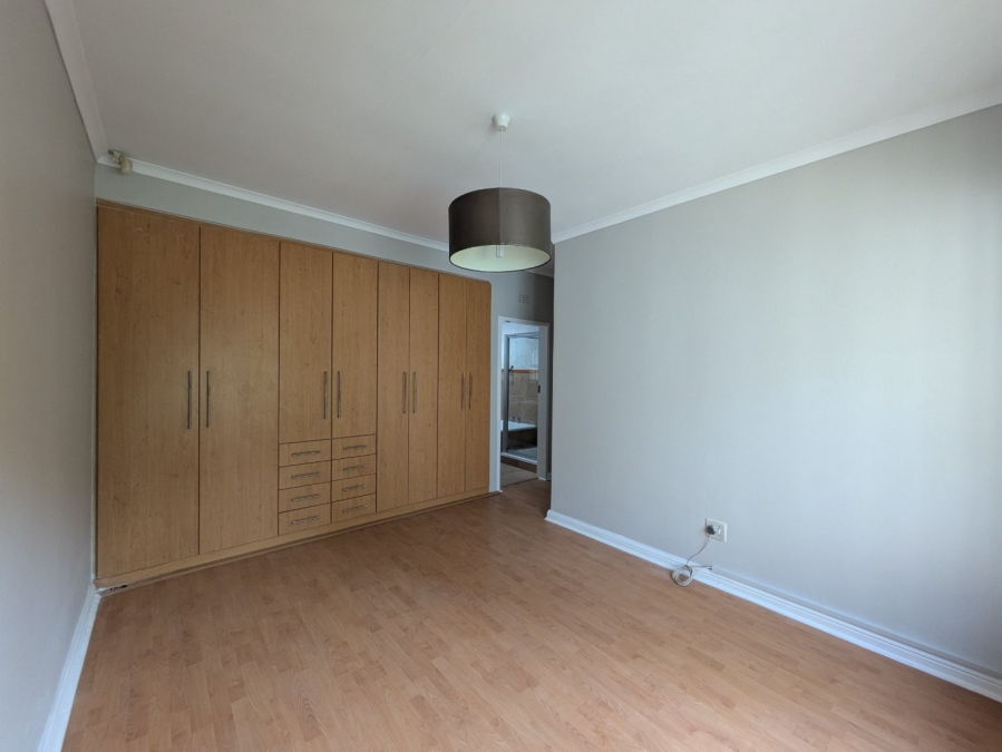 To Let 5 Bedroom Property for Rent in Weltevreden Park Gauteng