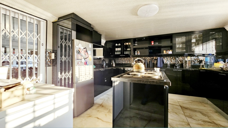 4 Bedroom Property for Sale in Arcon Park Gauteng