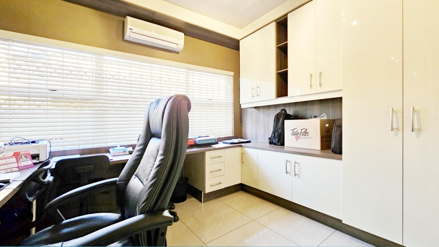 4 Bedroom Property for Sale in Arcon Park Gauteng
