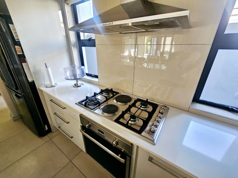 To Let 4 Bedroom Property for Rent in Midstream Estate Gauteng