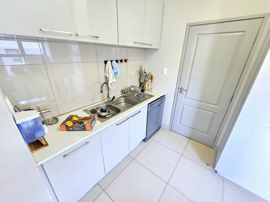 To Let 4 Bedroom Property for Rent in Midstream Estate Gauteng
