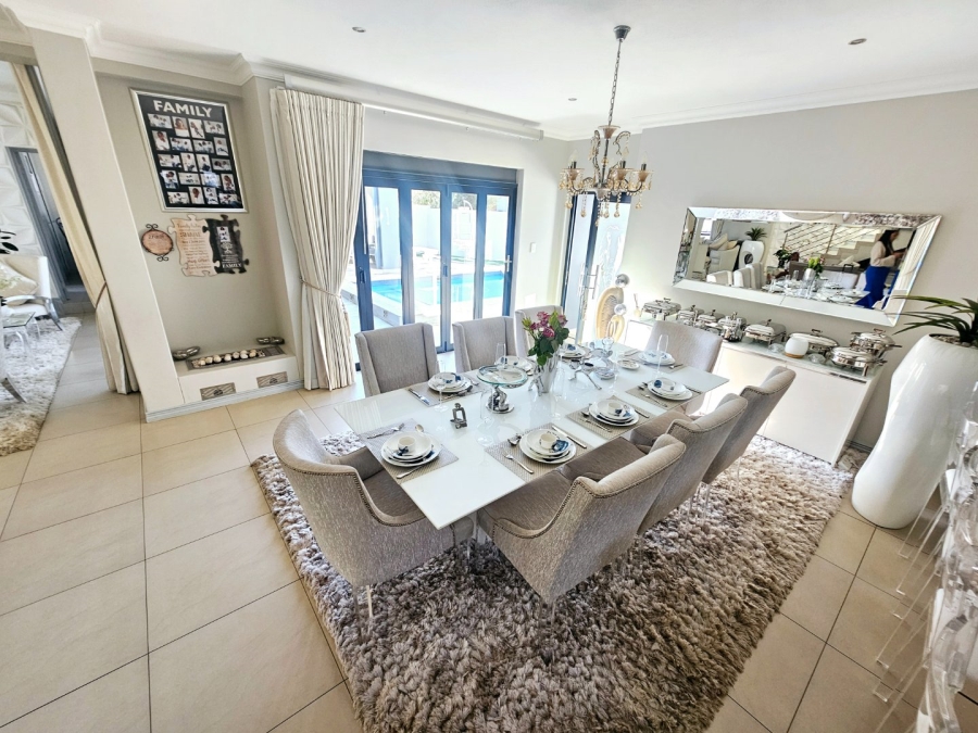 To Let 4 Bedroom Property for Rent in Midstream Estate Gauteng