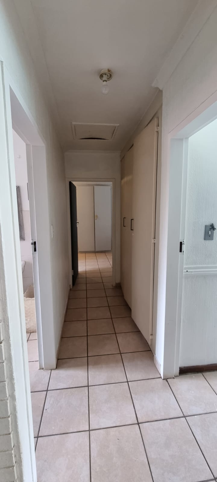 5 Bedroom Property for Sale in Eldoraigne Gauteng