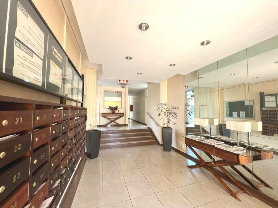 2 Bedroom Property for Sale in Parktown Gauteng