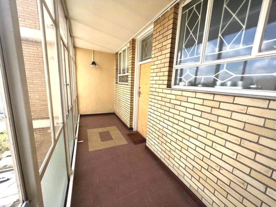 2 Bedroom Property for Sale in Parktown Gauteng