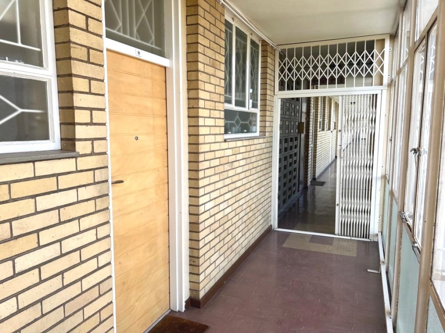 2 Bedroom Property for Sale in Parktown Gauteng