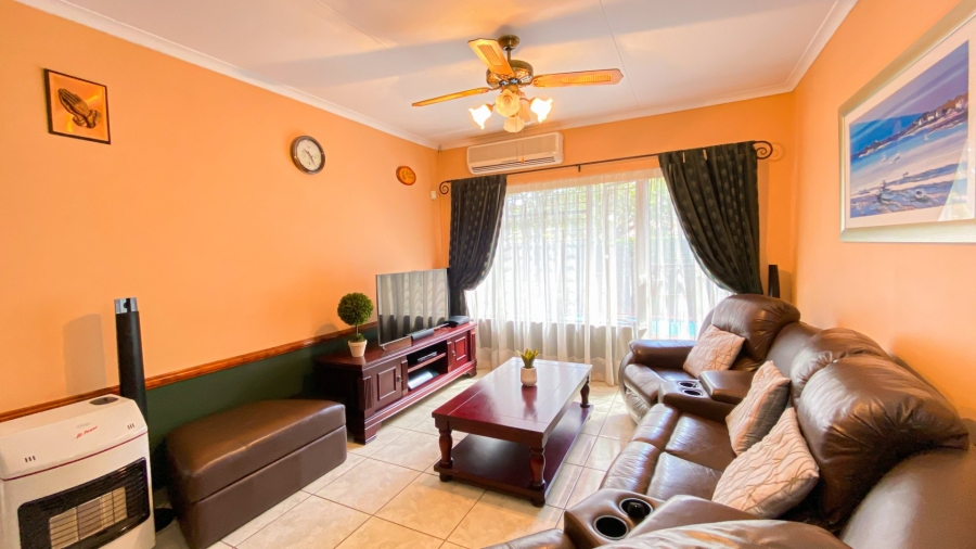 7 Bedroom Property for Sale in Ninapark Gauteng