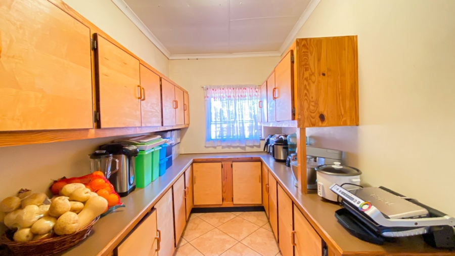 7 Bedroom Property for Sale in Ninapark Gauteng