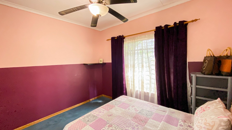 7 Bedroom Property for Sale in Ninapark Gauteng