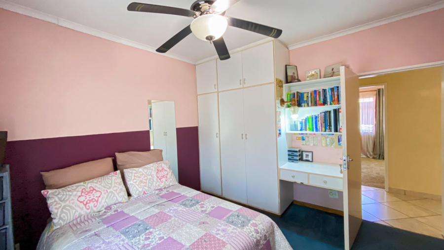 7 Bedroom Property for Sale in Ninapark Gauteng