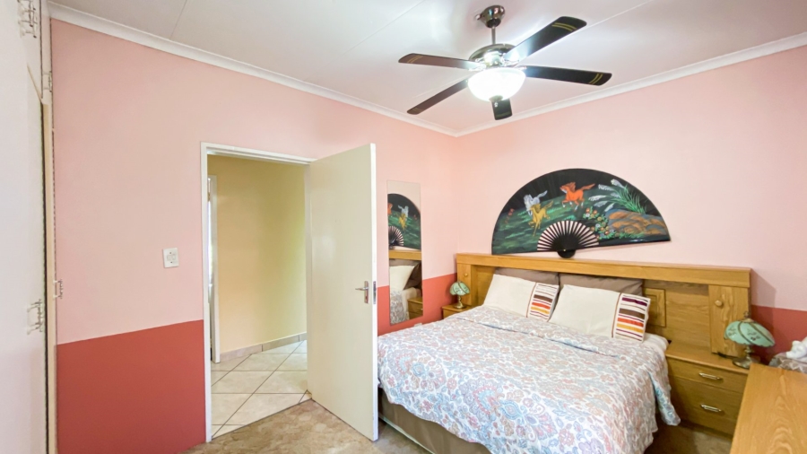 7 Bedroom Property for Sale in Ninapark Gauteng
