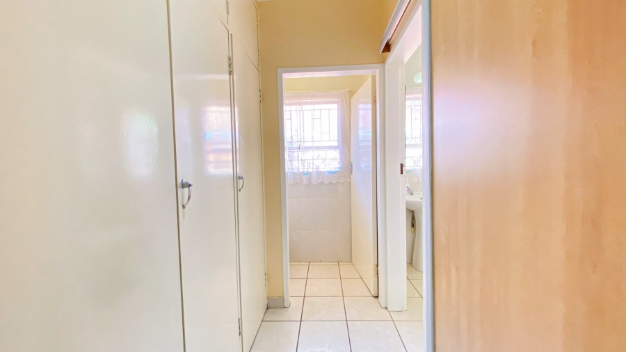 7 Bedroom Property for Sale in Ninapark Gauteng