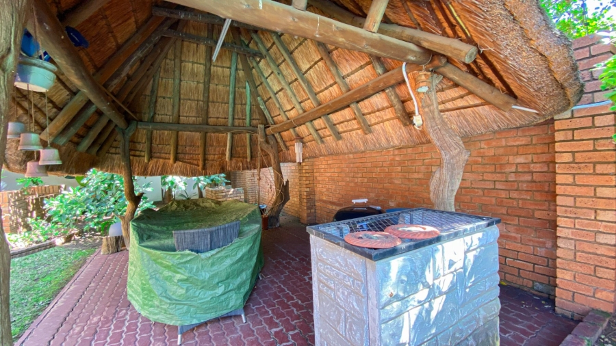 7 Bedroom Property for Sale in Ninapark Gauteng