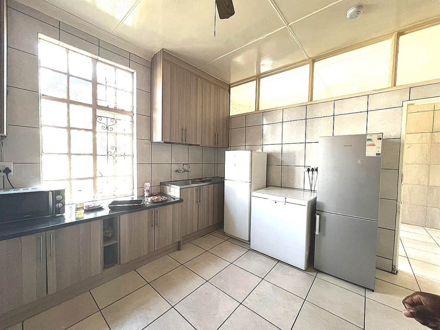 13 Bedroom Property for Sale in Brixton Gauteng