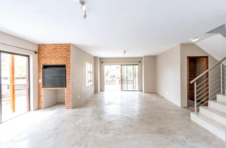 To Let 3 Bedroom Property for Rent in Copperleaf Estate Gauteng
