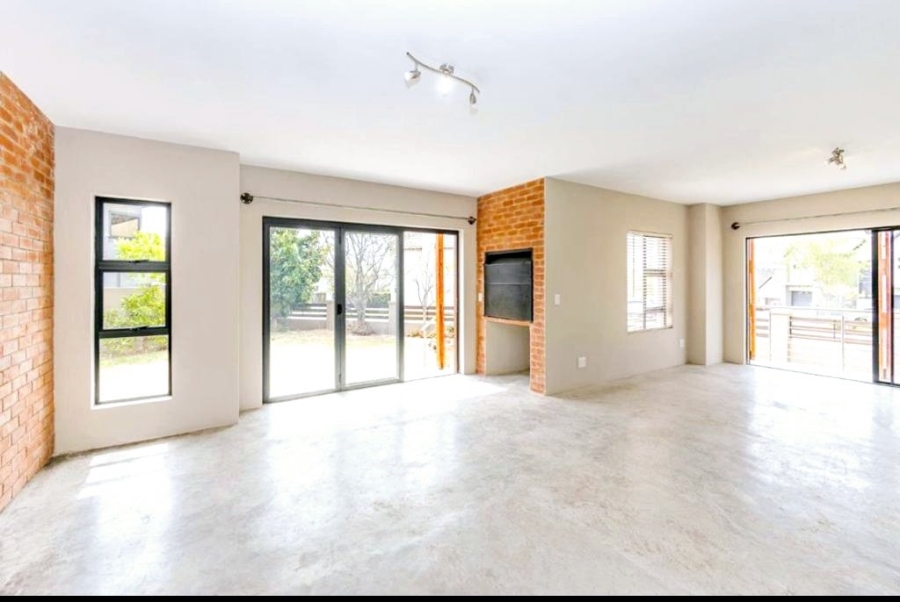 To Let 3 Bedroom Property for Rent in Copperleaf Estate Gauteng