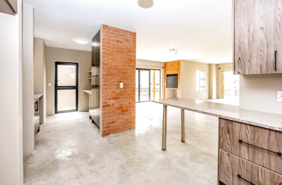 To Let 3 Bedroom Property for Rent in Copperleaf Estate Gauteng