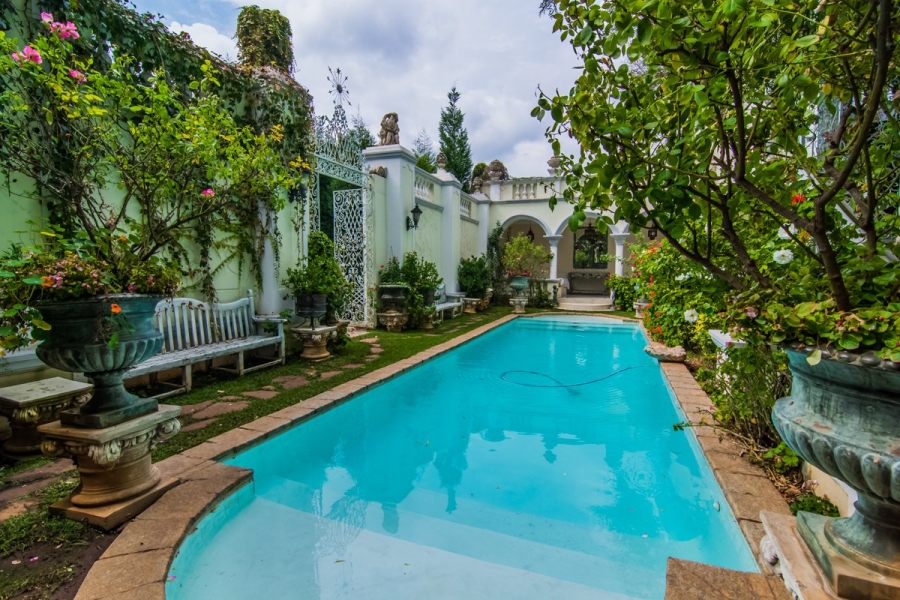 15 Bedroom Property for Sale in Muckleneuk Gauteng