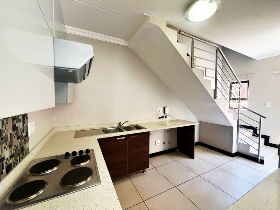To Let 3 Bedroom Property for Rent in Scarlet Park Gauteng