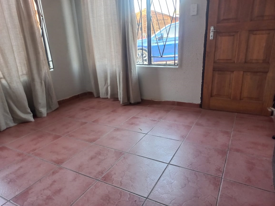 To Let 3 Bedroom Property for Rent in Nellmapius Gauteng