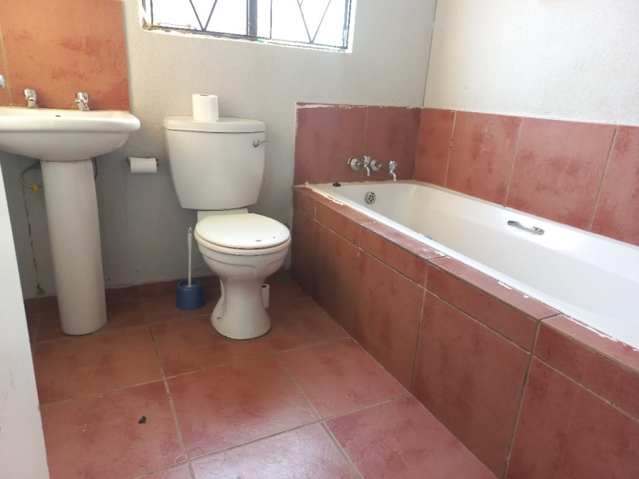 To Let 3 Bedroom Property for Rent in Nellmapius Gauteng