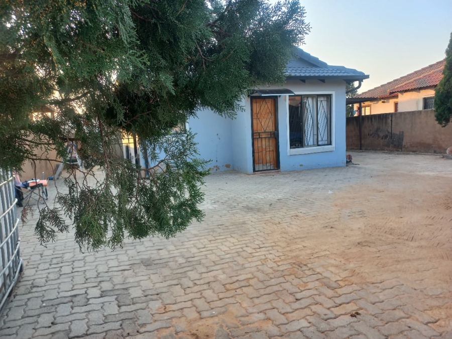 To Let 3 Bedroom Property for Rent in Nellmapius Gauteng