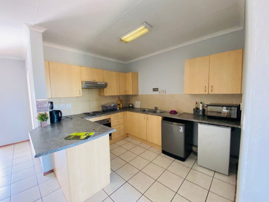 To Let 2 Bedroom Property for Rent in Comet Gauteng