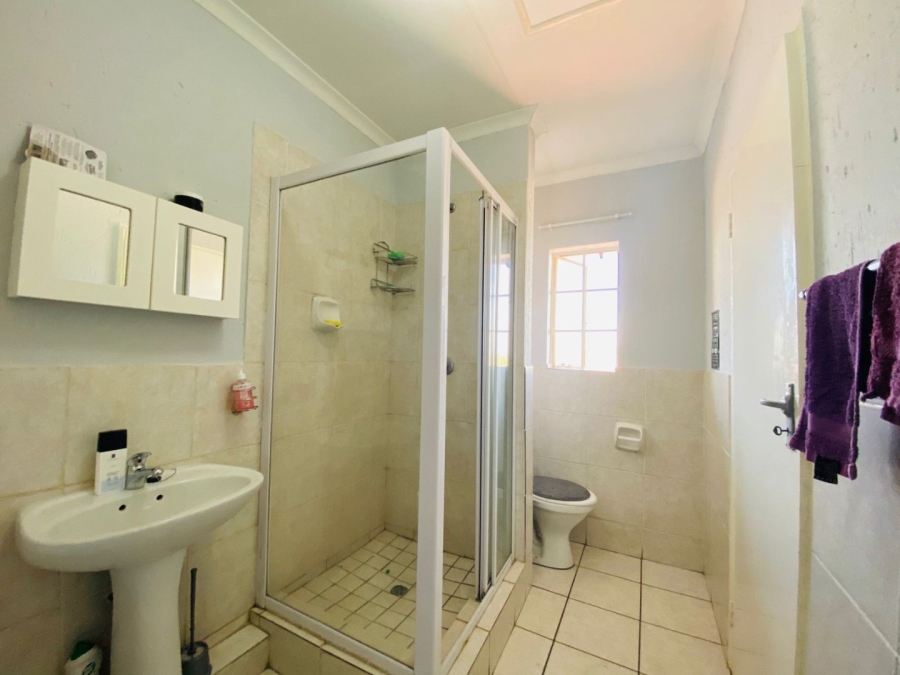 To Let 2 Bedroom Property for Rent in Comet Gauteng