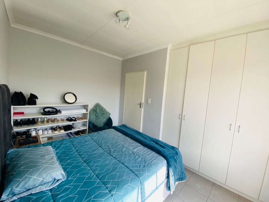 To Let 2 Bedroom Property for Rent in Comet Gauteng