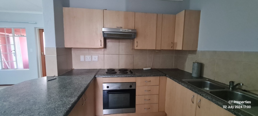 To Let 2 Bedroom Property for Rent in Comet Gauteng
